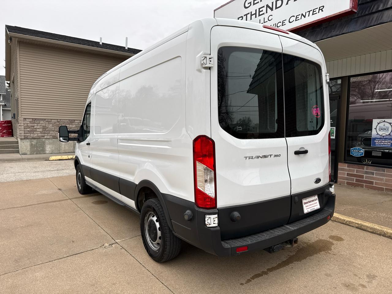 Ford Transit 350 Van Med. Roof w/Sliding Pass. 148-in. WB 2016