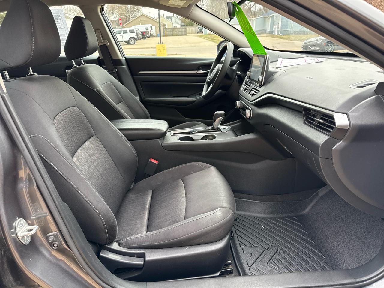 Nissan Altima 2.5 SV 2022