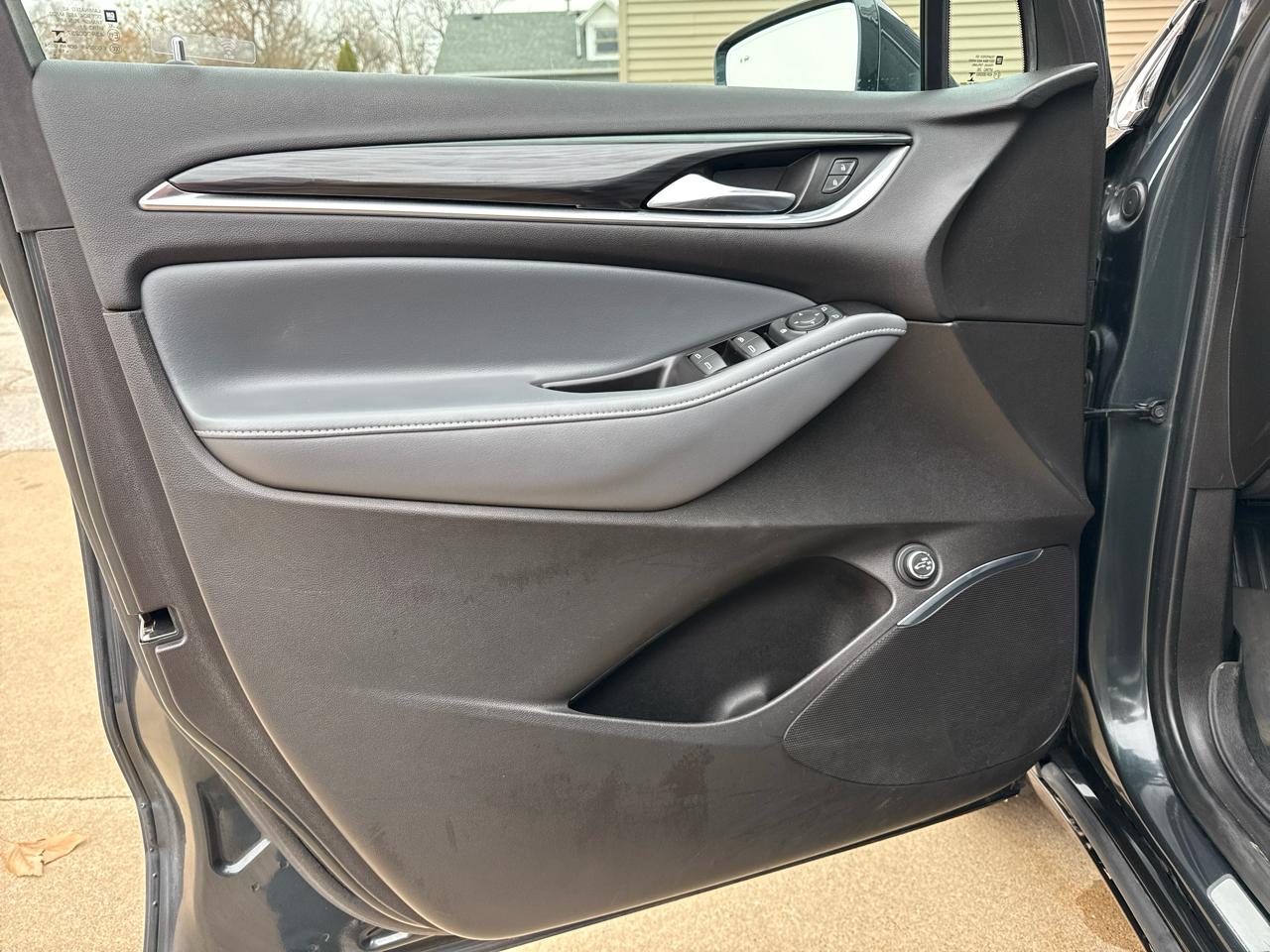 Buick Enclave Essence FWD 2020