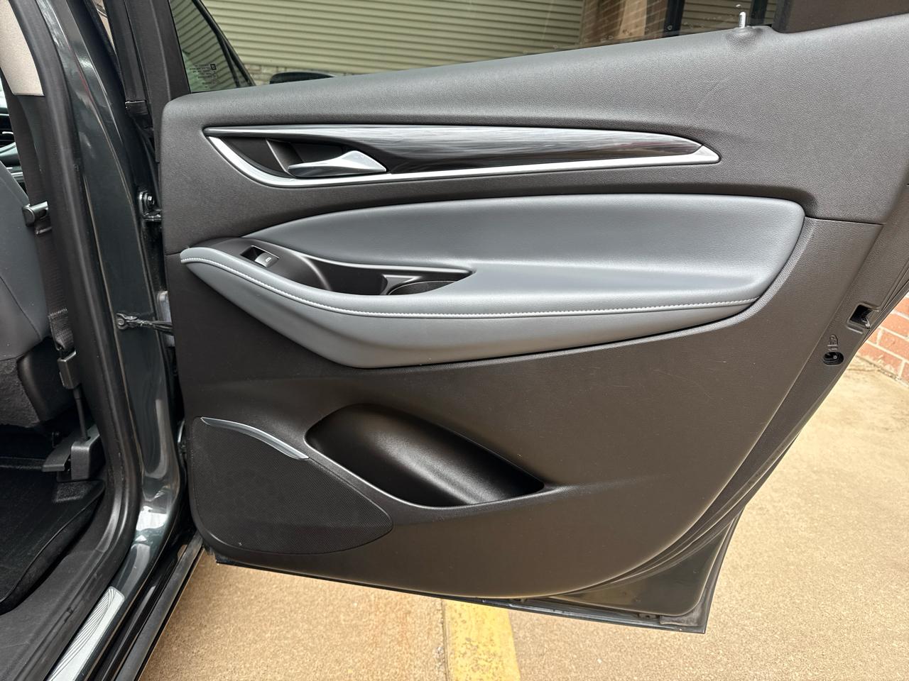 Buick Enclave Essence FWD 2020