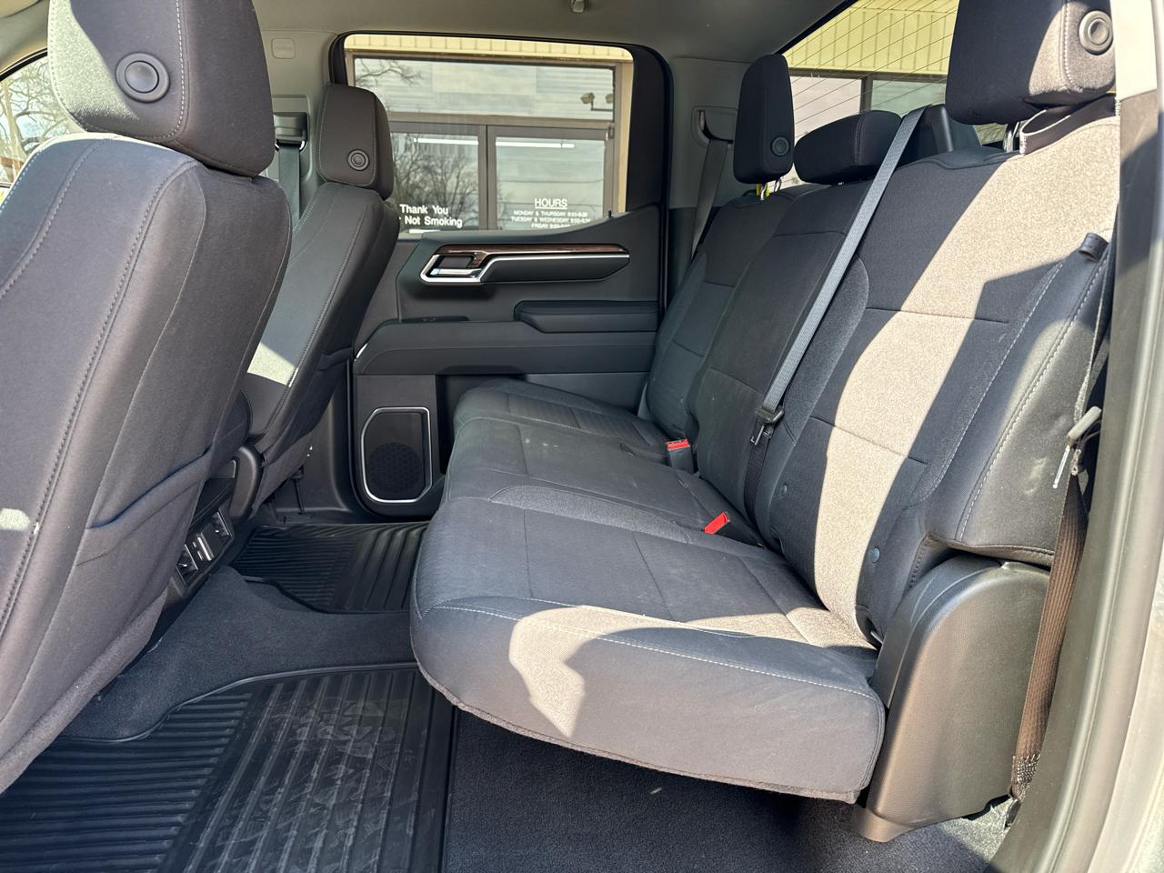 Chevrolet Silverado 1500 LT Crew Cab 4WD 2026