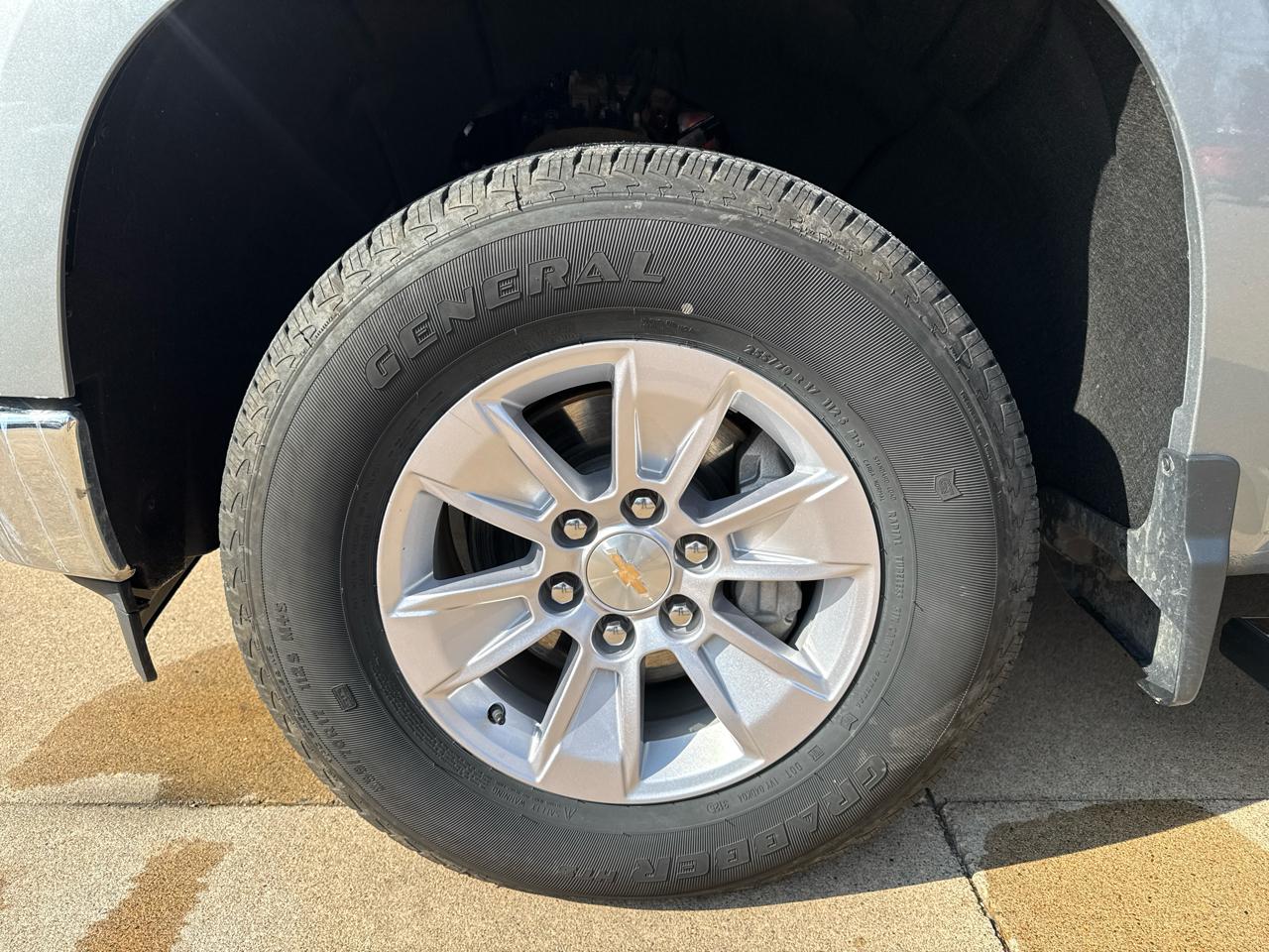 Chevrolet Silverado 1500 LT Crew Cab 4WD 2026