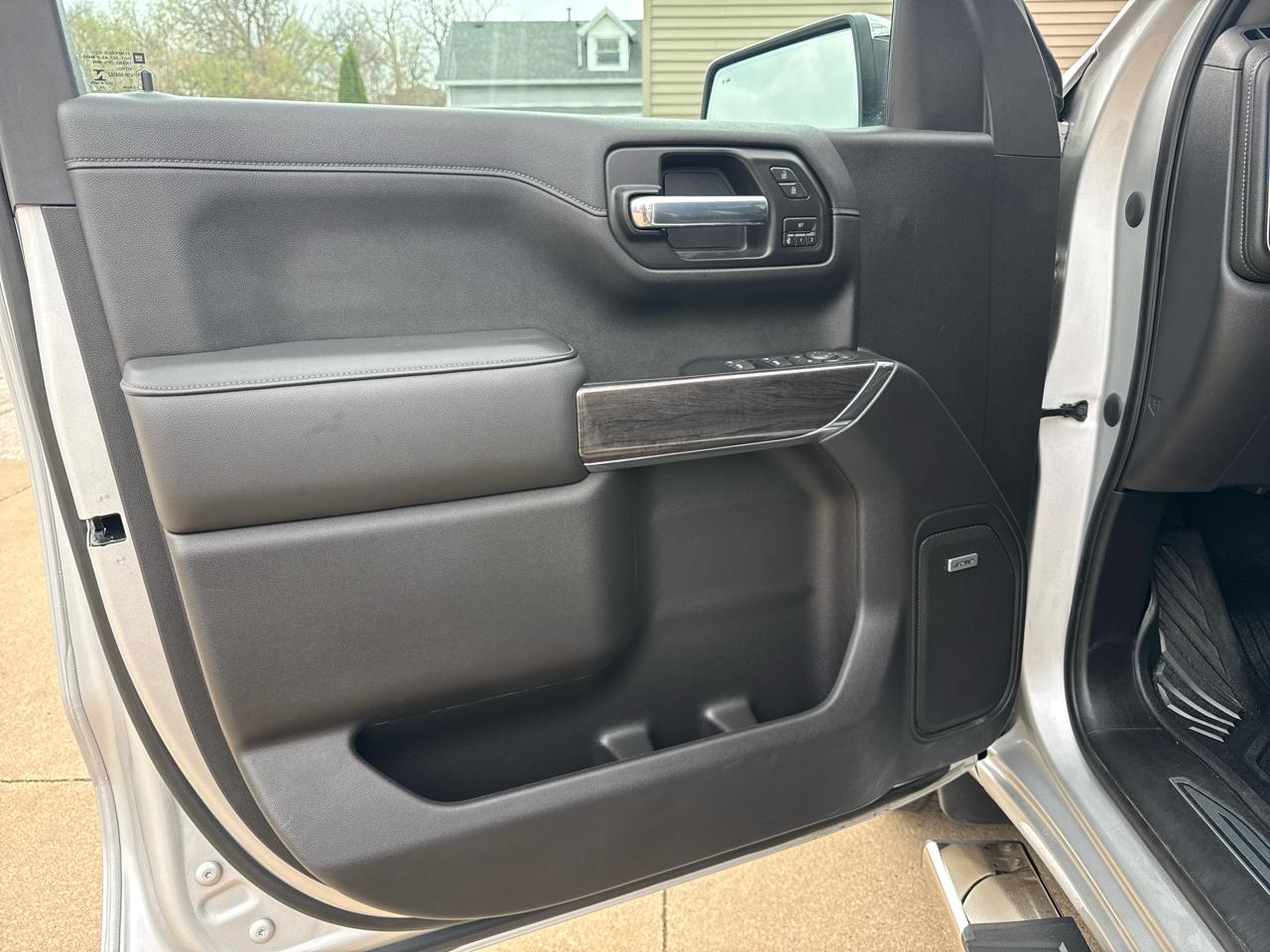 Chevrolet Silverado 1500 LTZ Crew Cab Long Box 4WD 2020