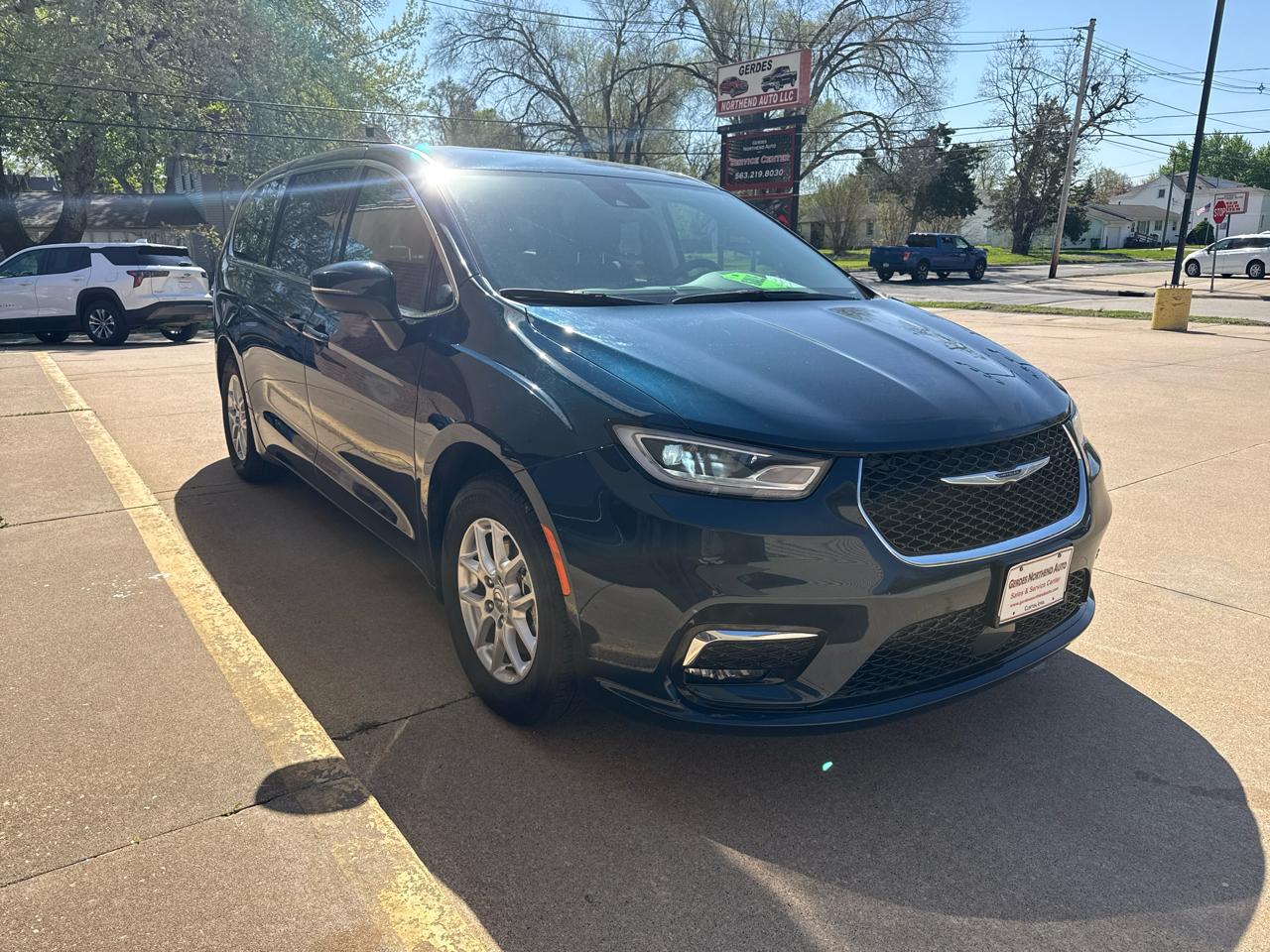 Chrysler Pacifica Touring L 2023