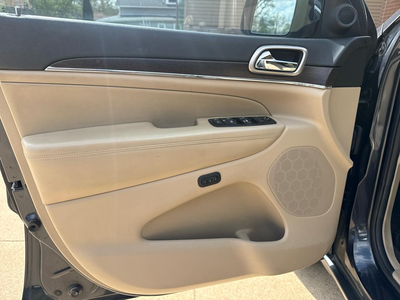 Jeep Grand Cherokee Limited 4WD 2015