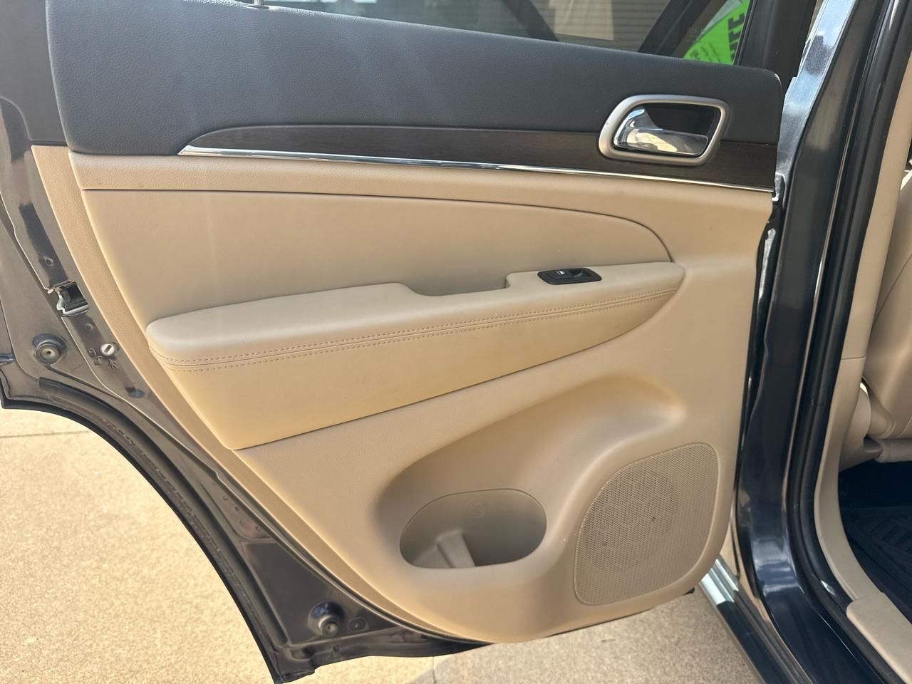 Jeep Grand Cherokee Limited 4WD 2015