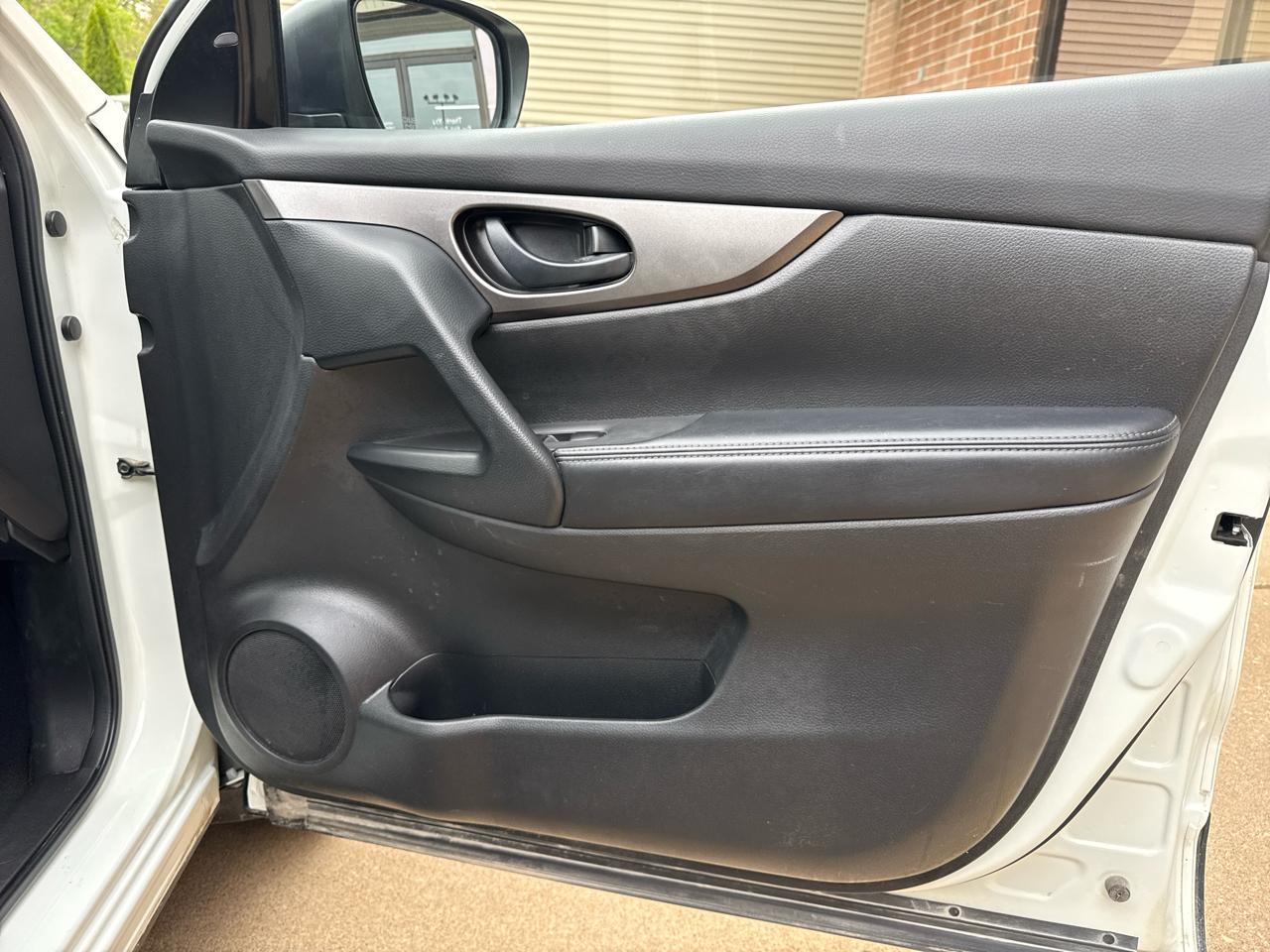 Nissan Rogue Sport S AWD 2020