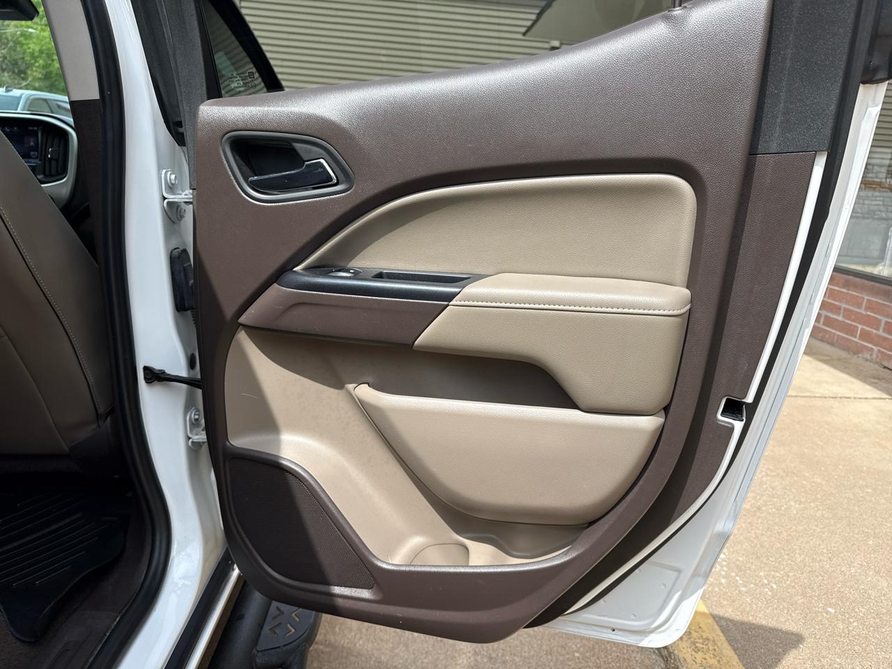 GMC Canyon SLT Crew Cab 4WD Short Box 2015