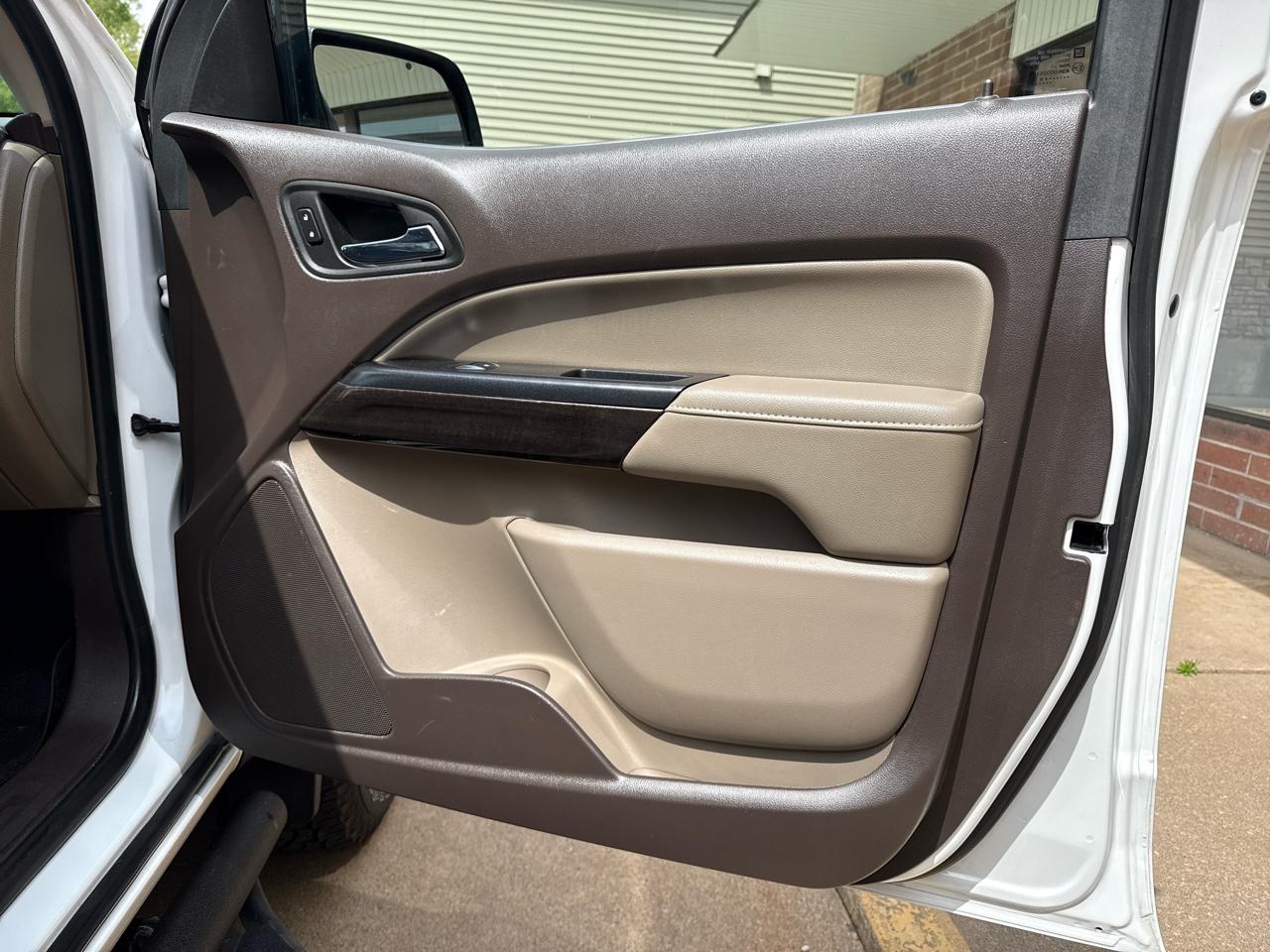 GMC Canyon SLT Crew Cab 4WD Short Box 2015