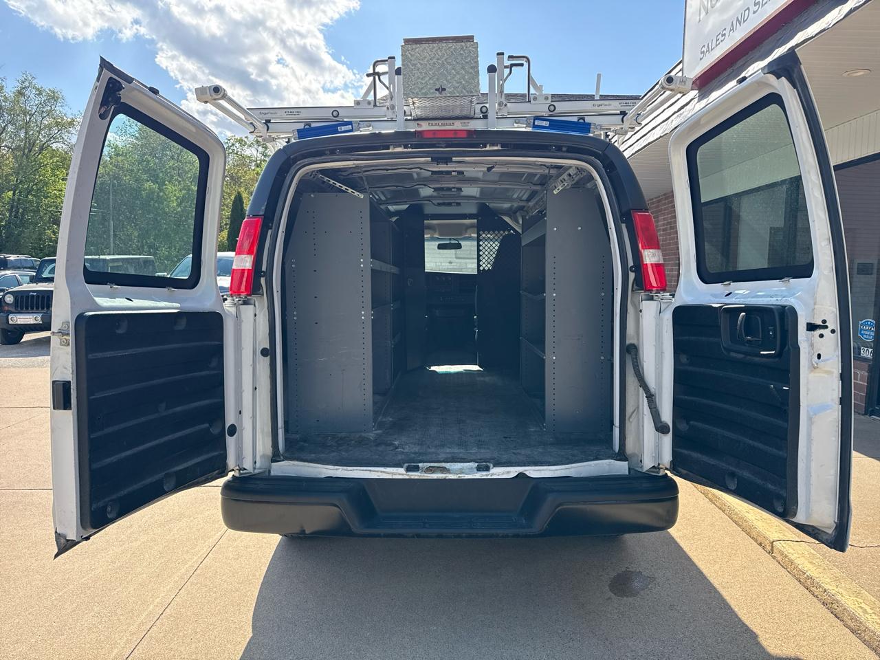 GMC Savana G2500 Cargo 2022