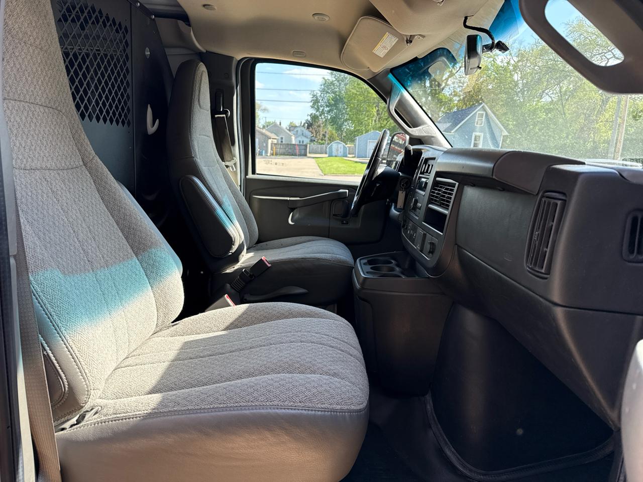 GMC Savana G2500 Cargo 2022