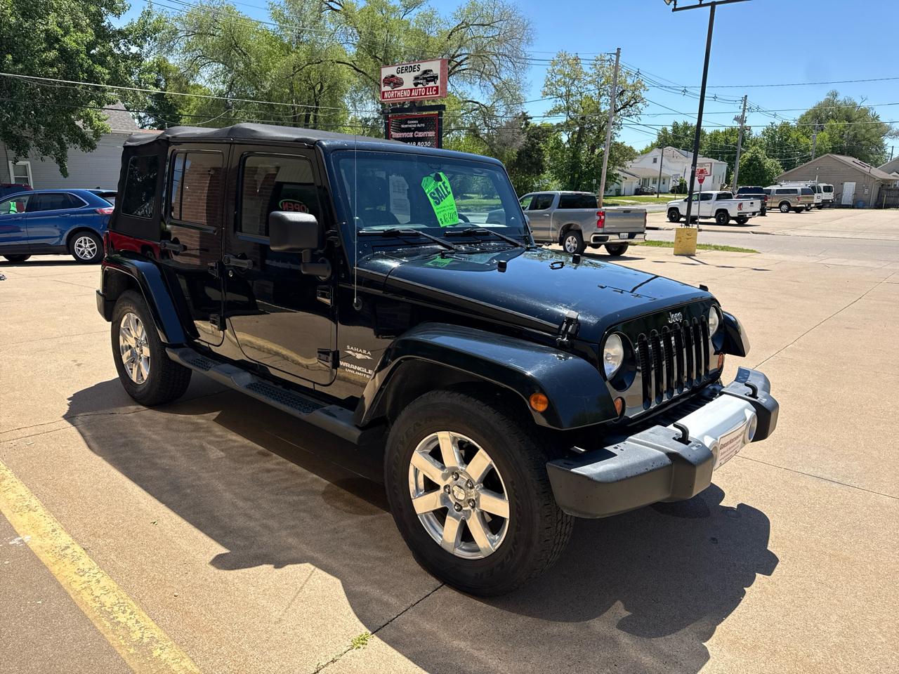 Jeep Wrangler Unlimited Sahara 4WD 2013