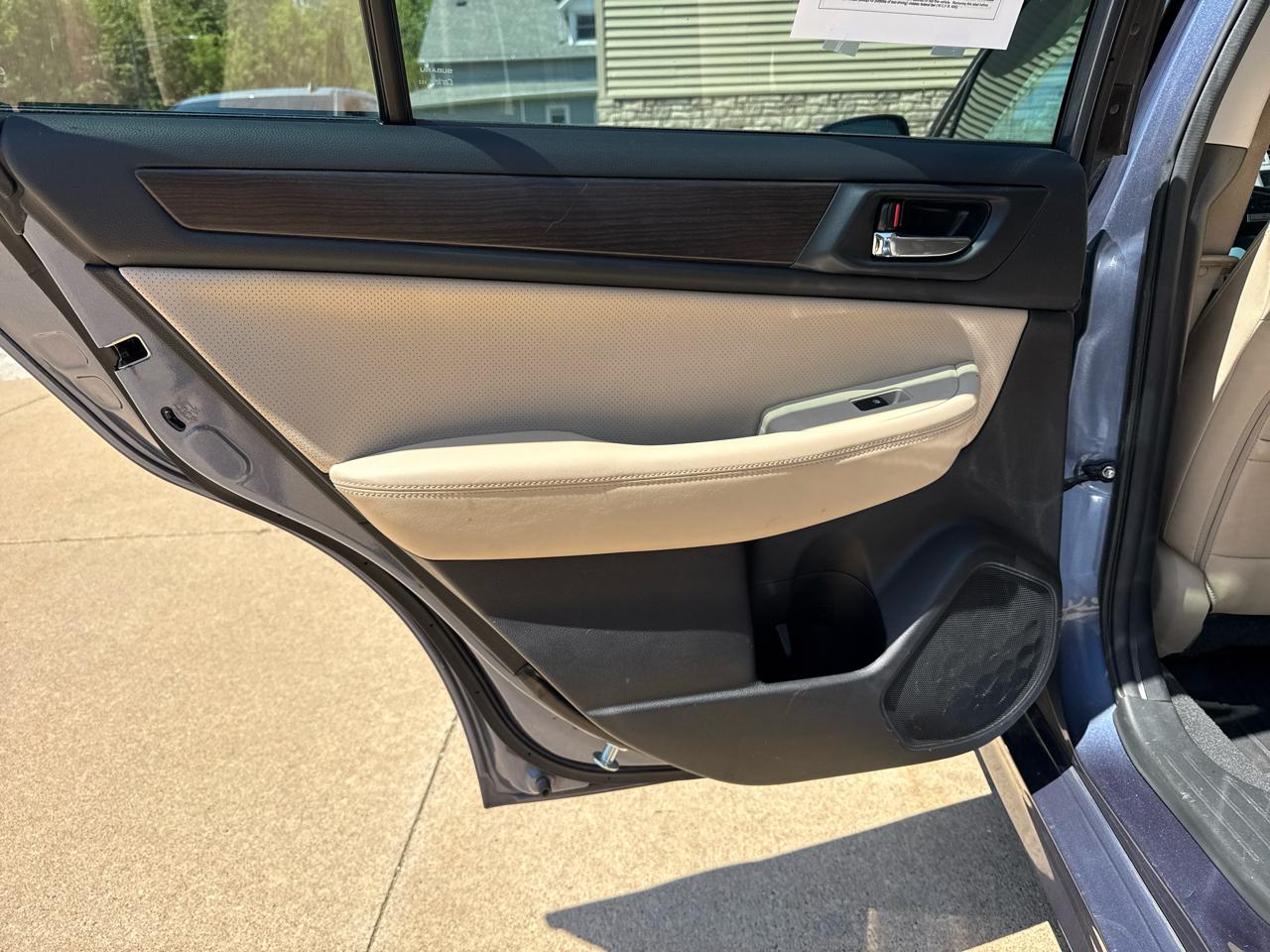 Subaru Legacy 2.5i Limited 2015