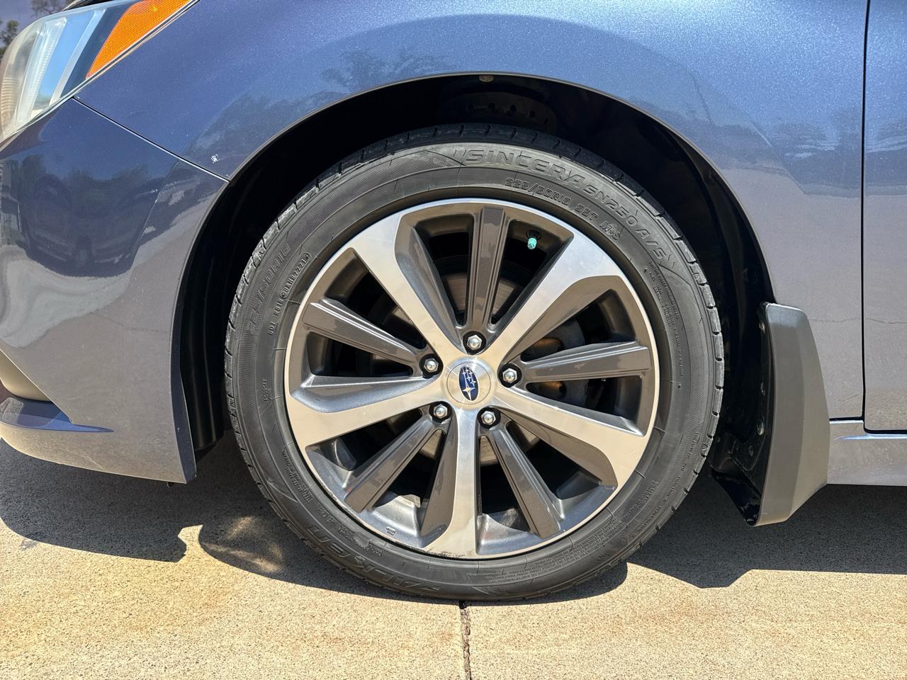 Subaru Legacy 2.5i Limited 2015