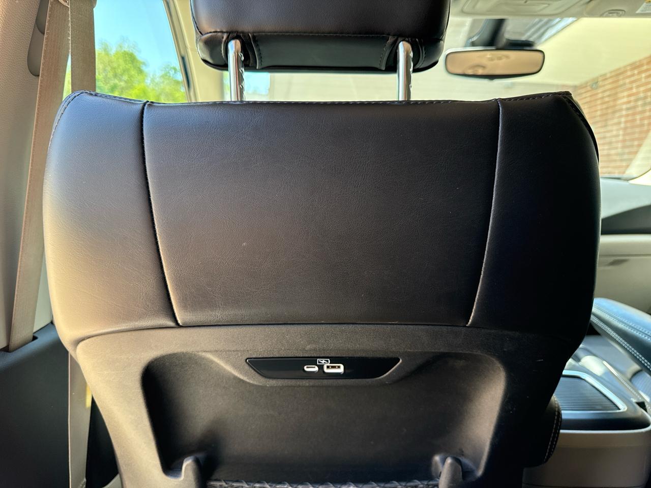Chrysler Pacifica Touring L 2023