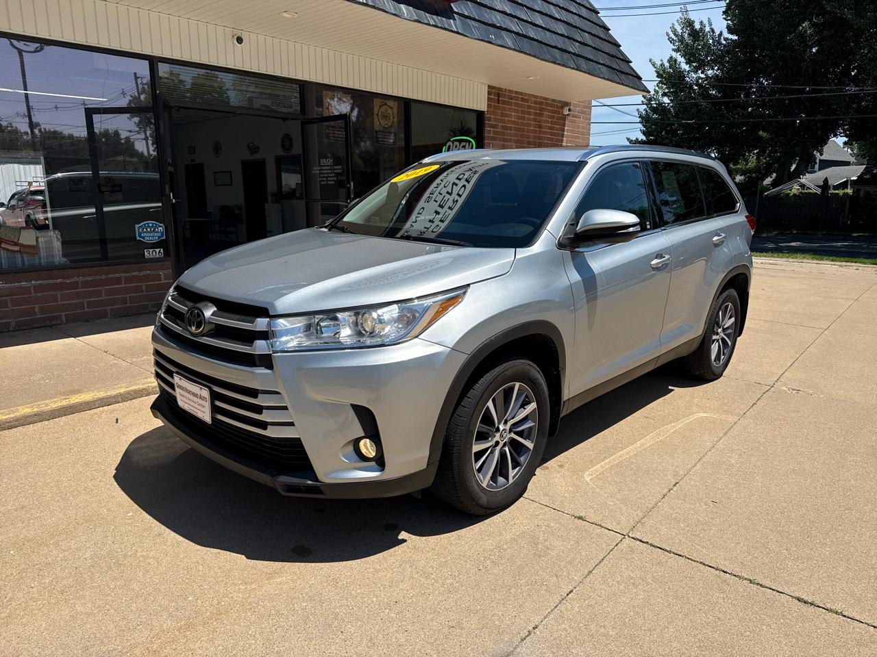 Toyota Highlander XLE AWD V6 2019