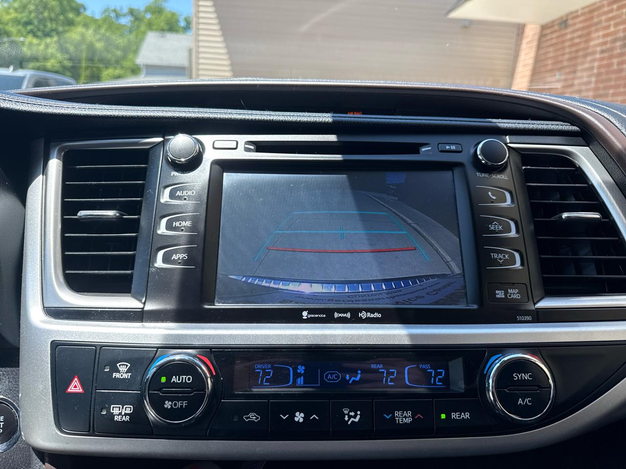 Toyota Highlander XLE AWD V6 2019
