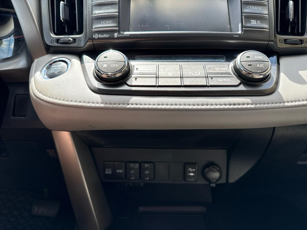 Toyota RAV4 Limited AWD 2015