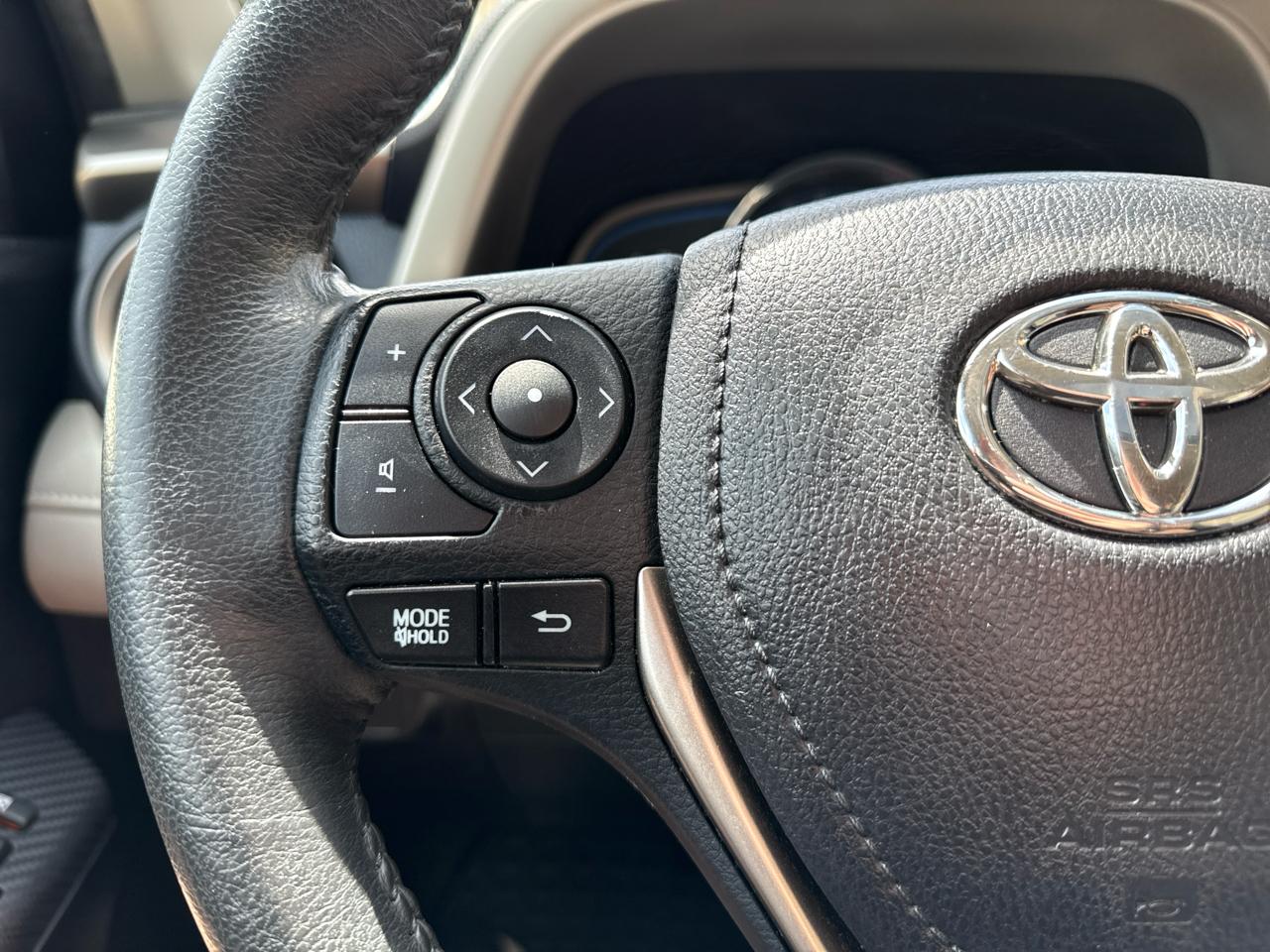 Toyota RAV4 Limited AWD 2015