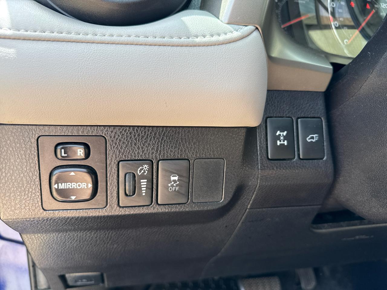Toyota RAV4 Limited AWD 2015