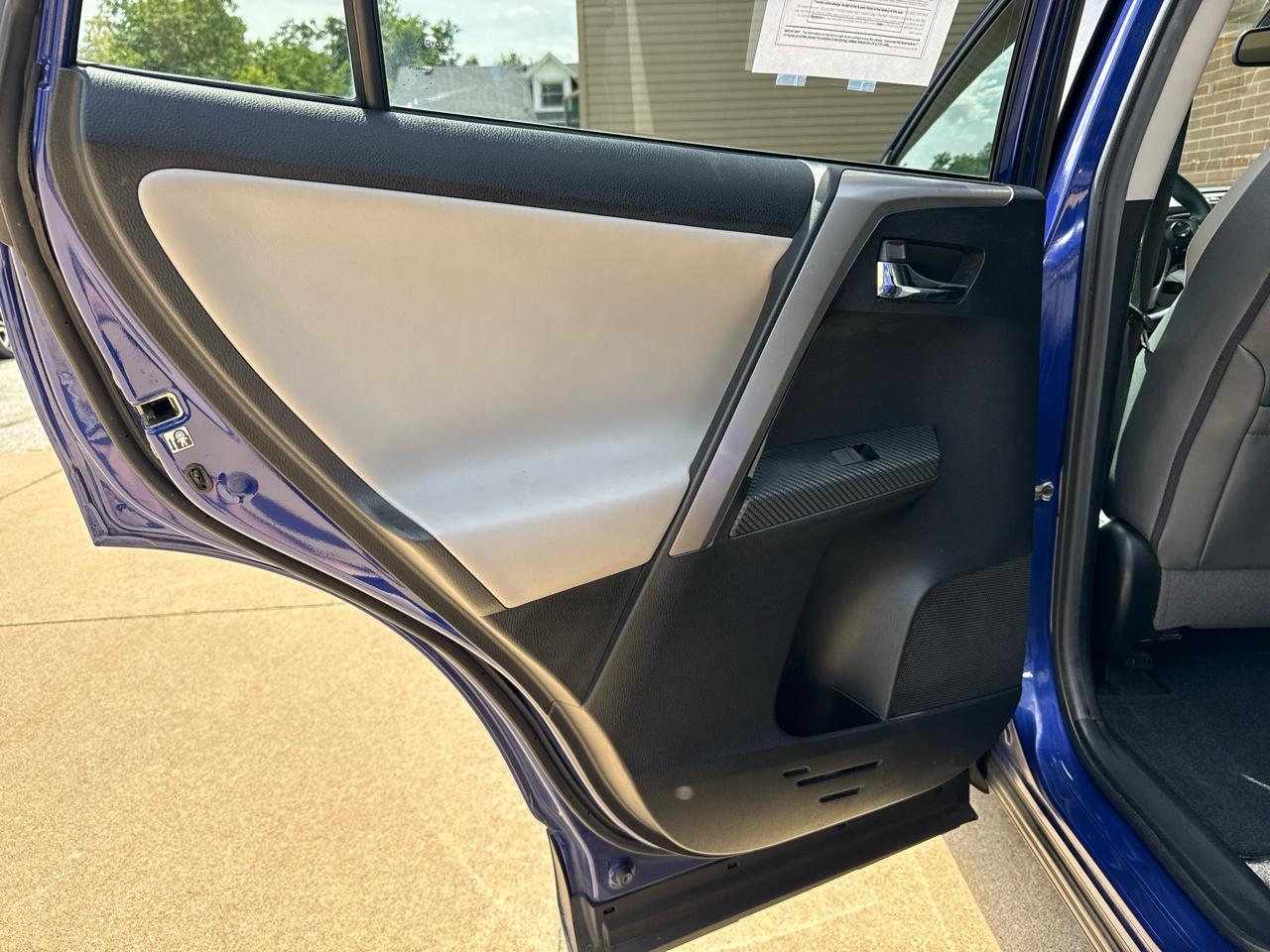 Toyota RAV4 Limited AWD 2015