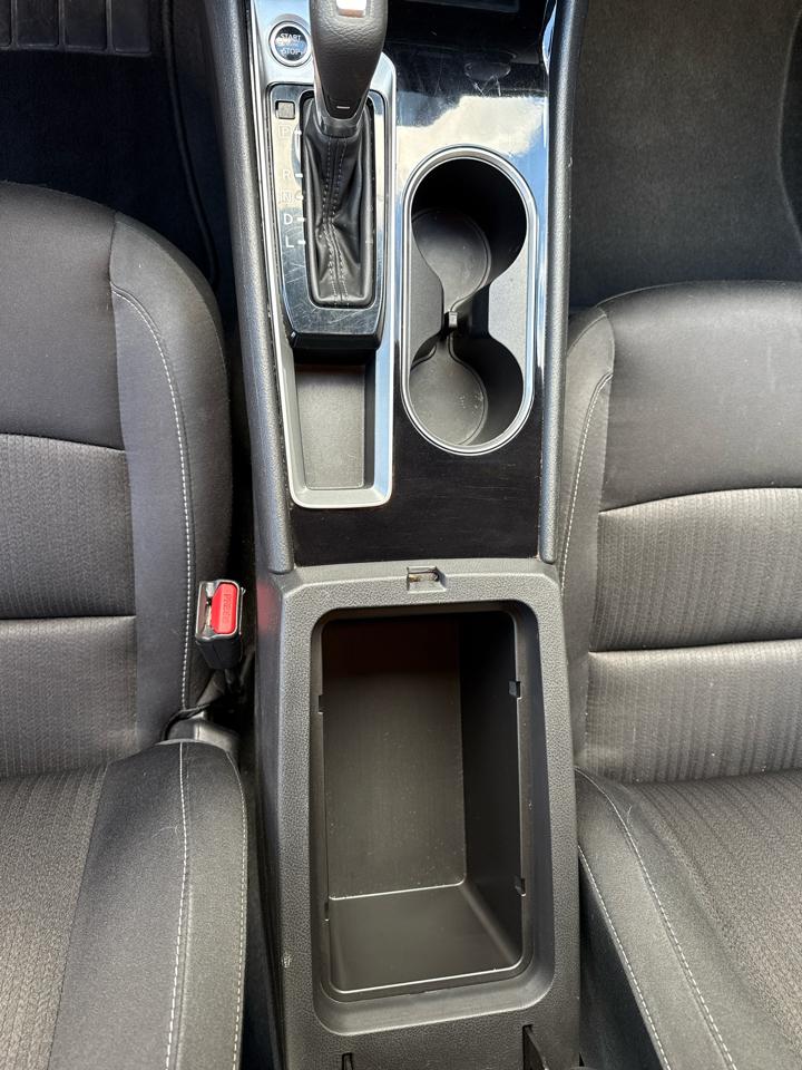 Nissan Altima 2.5 SV 2024