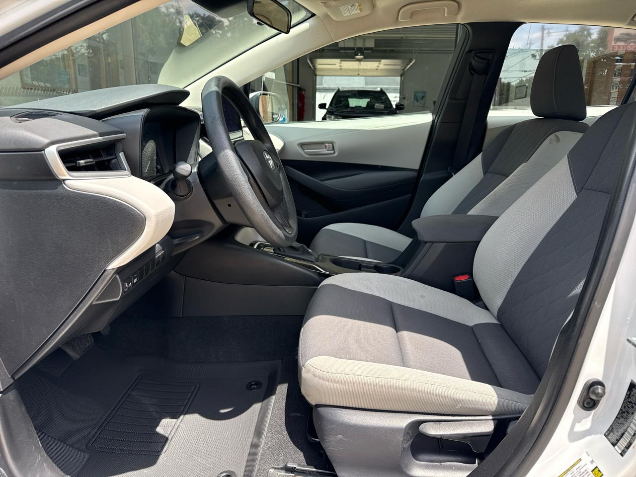 Toyota Corolla LE 2024