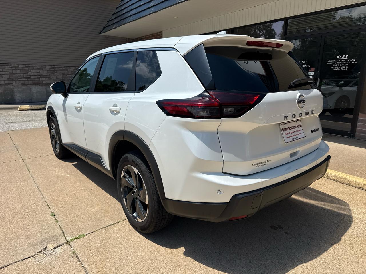 Nissan Rogue SV AWD 2024
