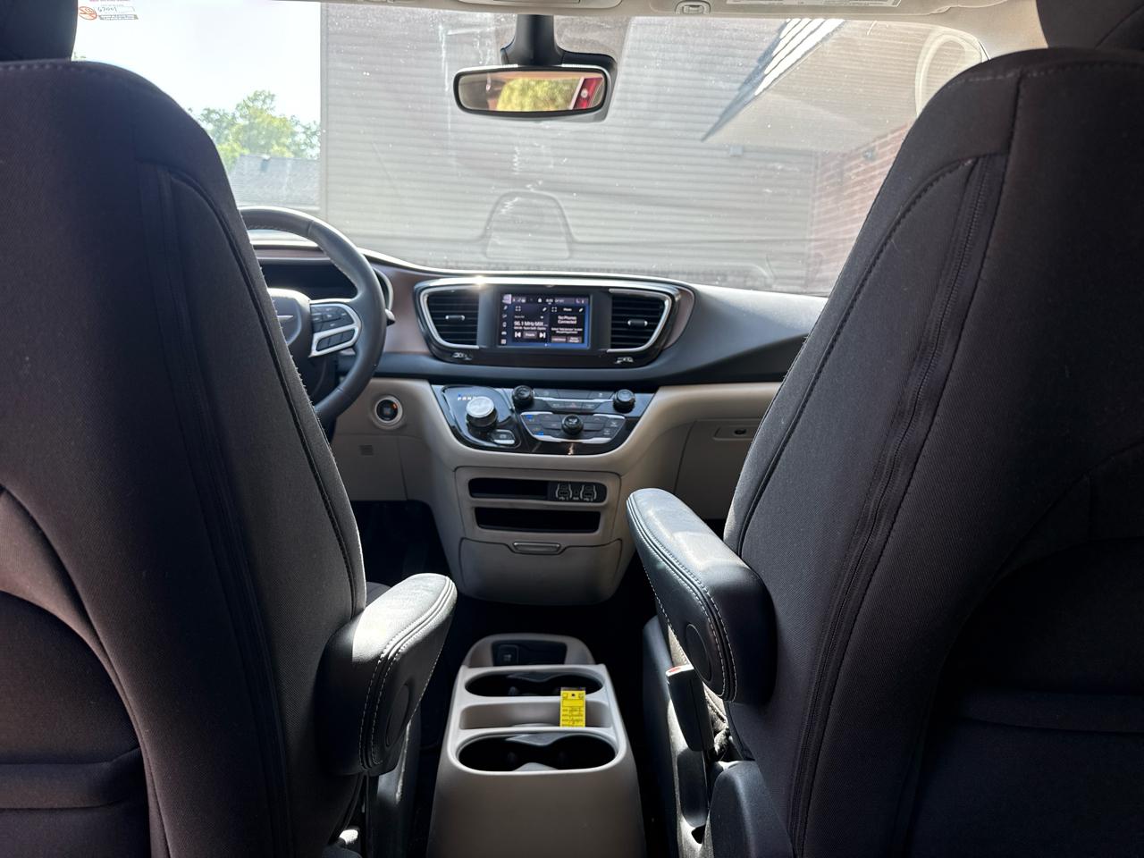 Chrysler Voyager LX 2023