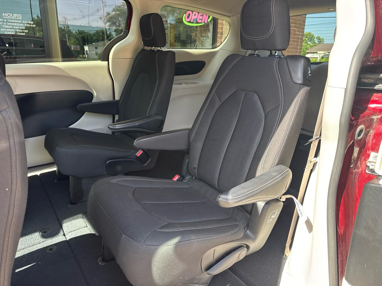 Chrysler Voyager LX 2023