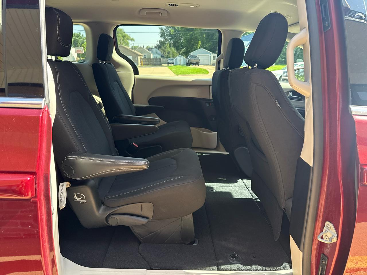 Chrysler Voyager LX 2023