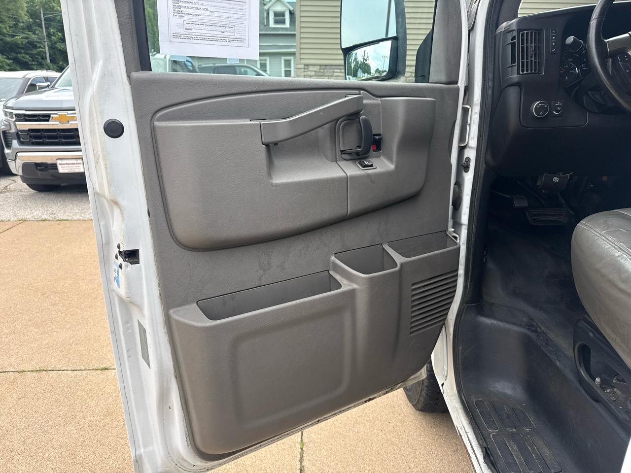 Chevrolet Express G3500 139" 2018