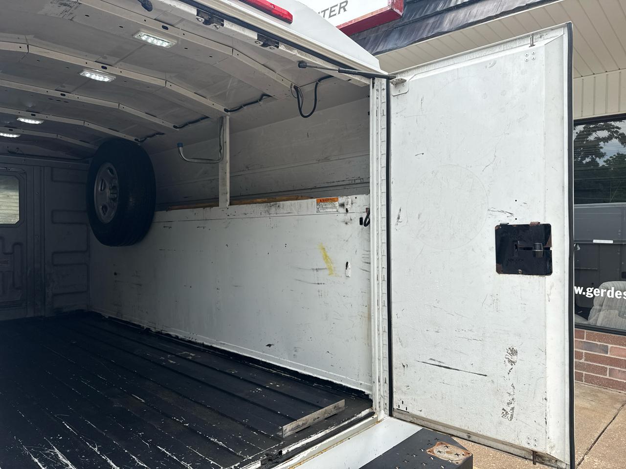 Chevrolet Express G3500 139" 2018