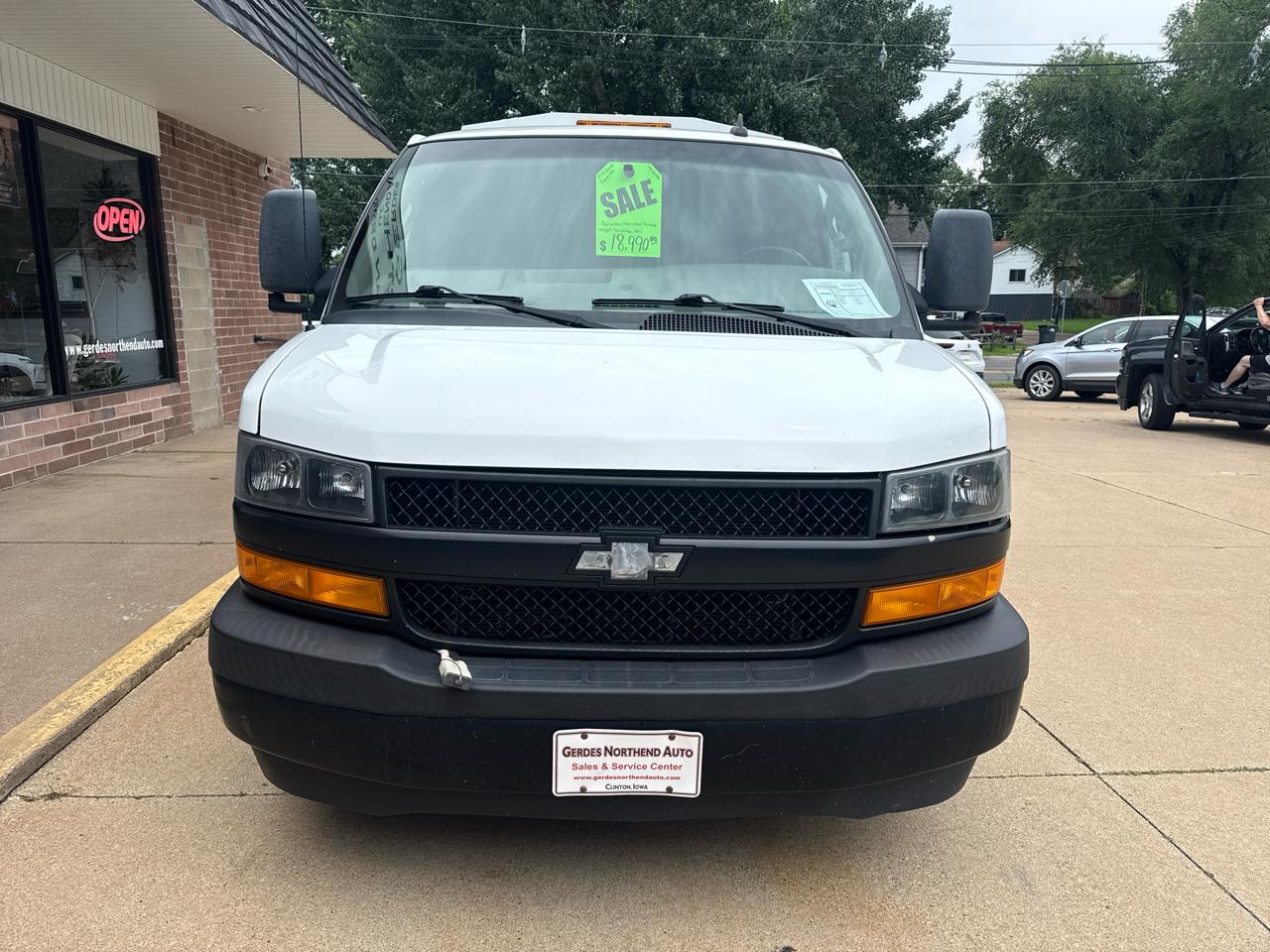 Chevrolet Express G3500 139" 2018