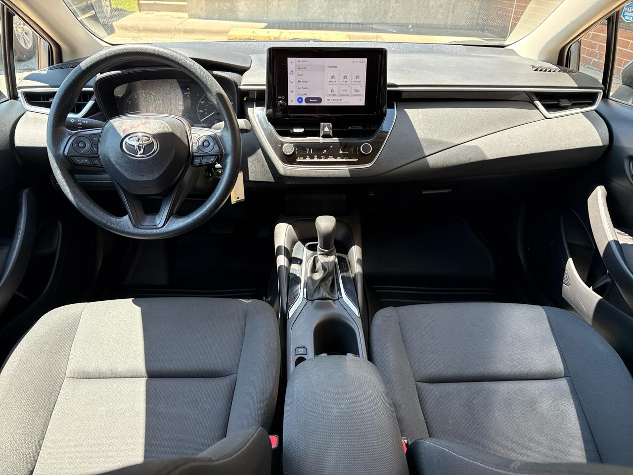 Toyota Corolla LE 2024
