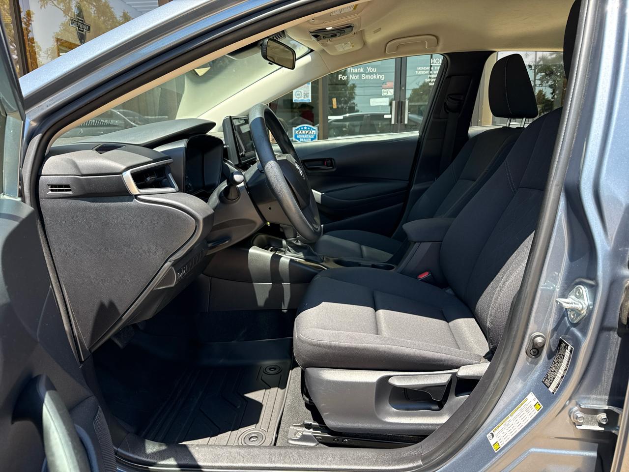 Toyota Corolla LE 2024