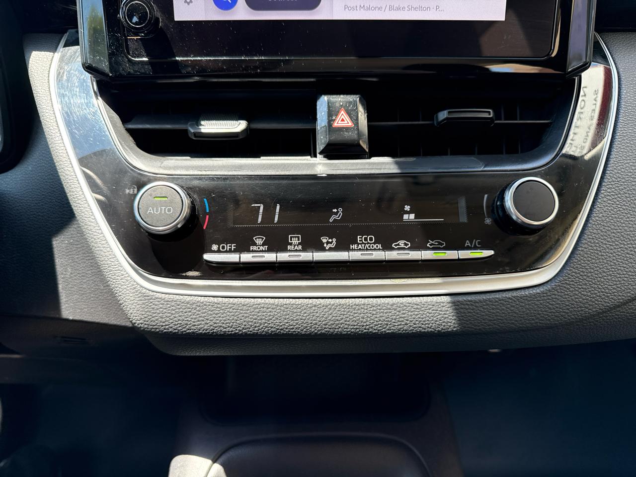 Toyota Corolla LE 2024