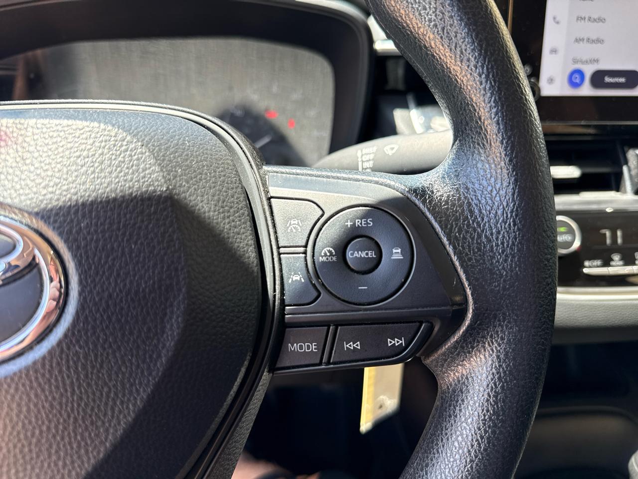 Toyota Corolla LE 2024