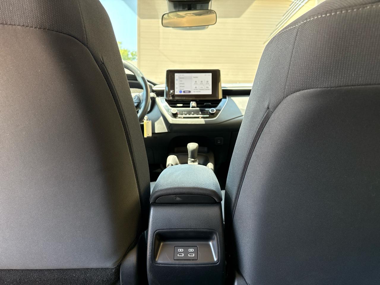 Toyota Corolla LE 2024