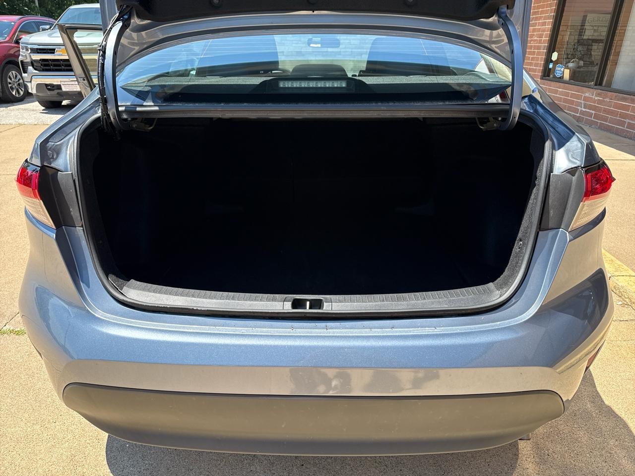 Toyota Corolla LE 2024
