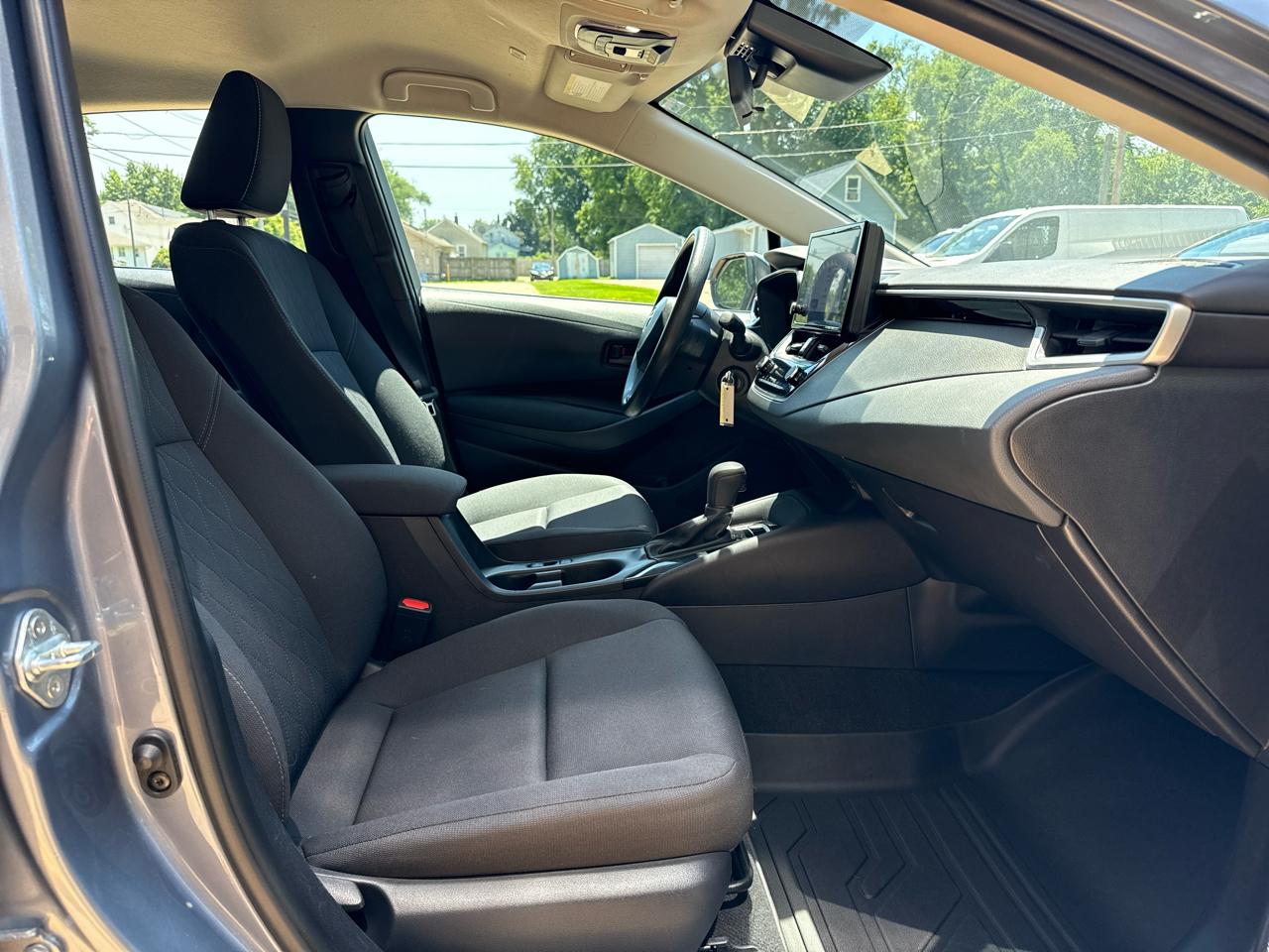 Toyota Corolla LE 2024
