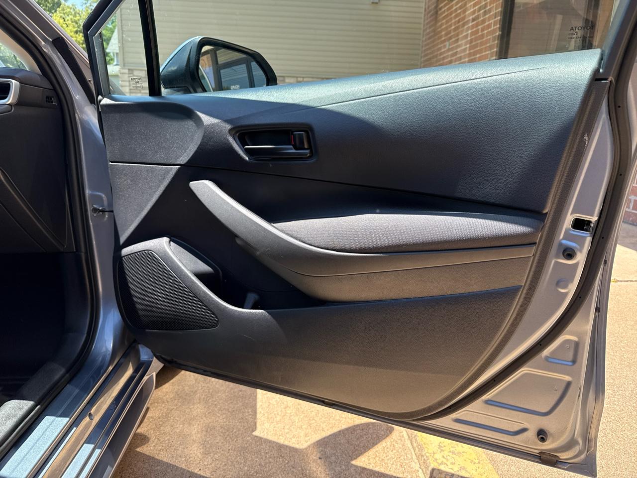 Toyota Corolla LE 2024