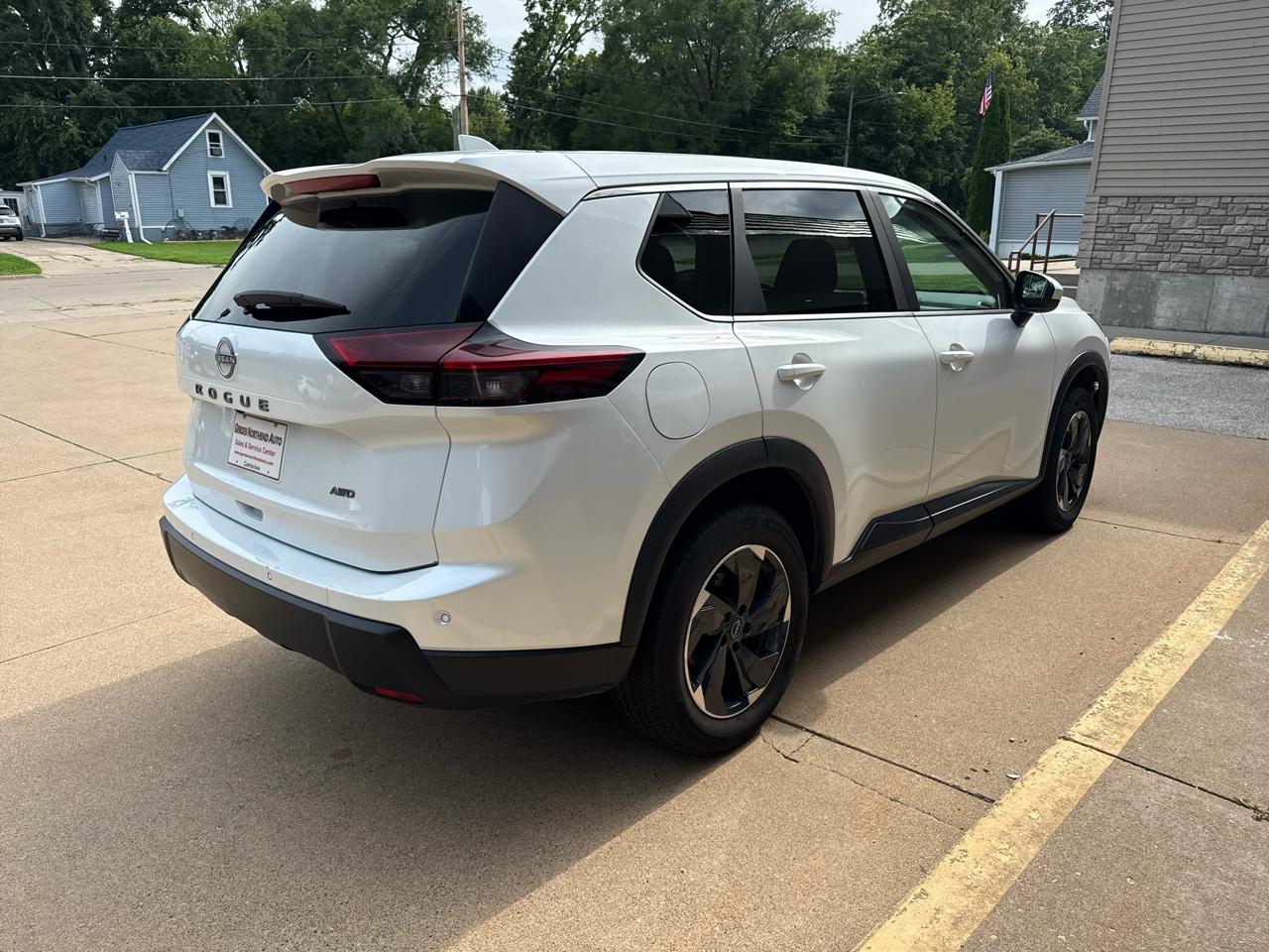 Nissan Rogue SV AWD 2025