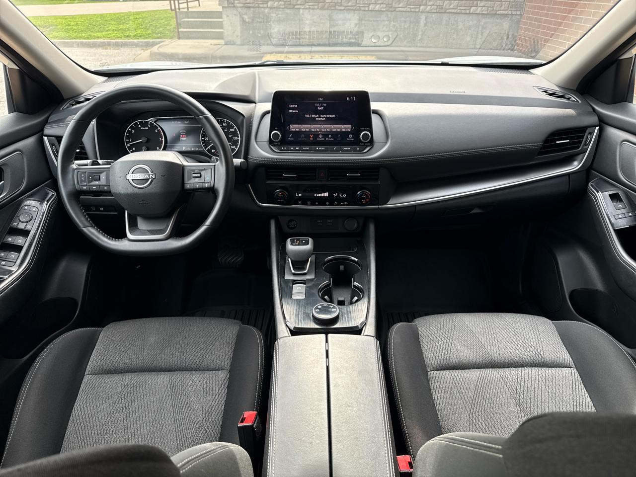 Nissan Rogue SV AWD 2025