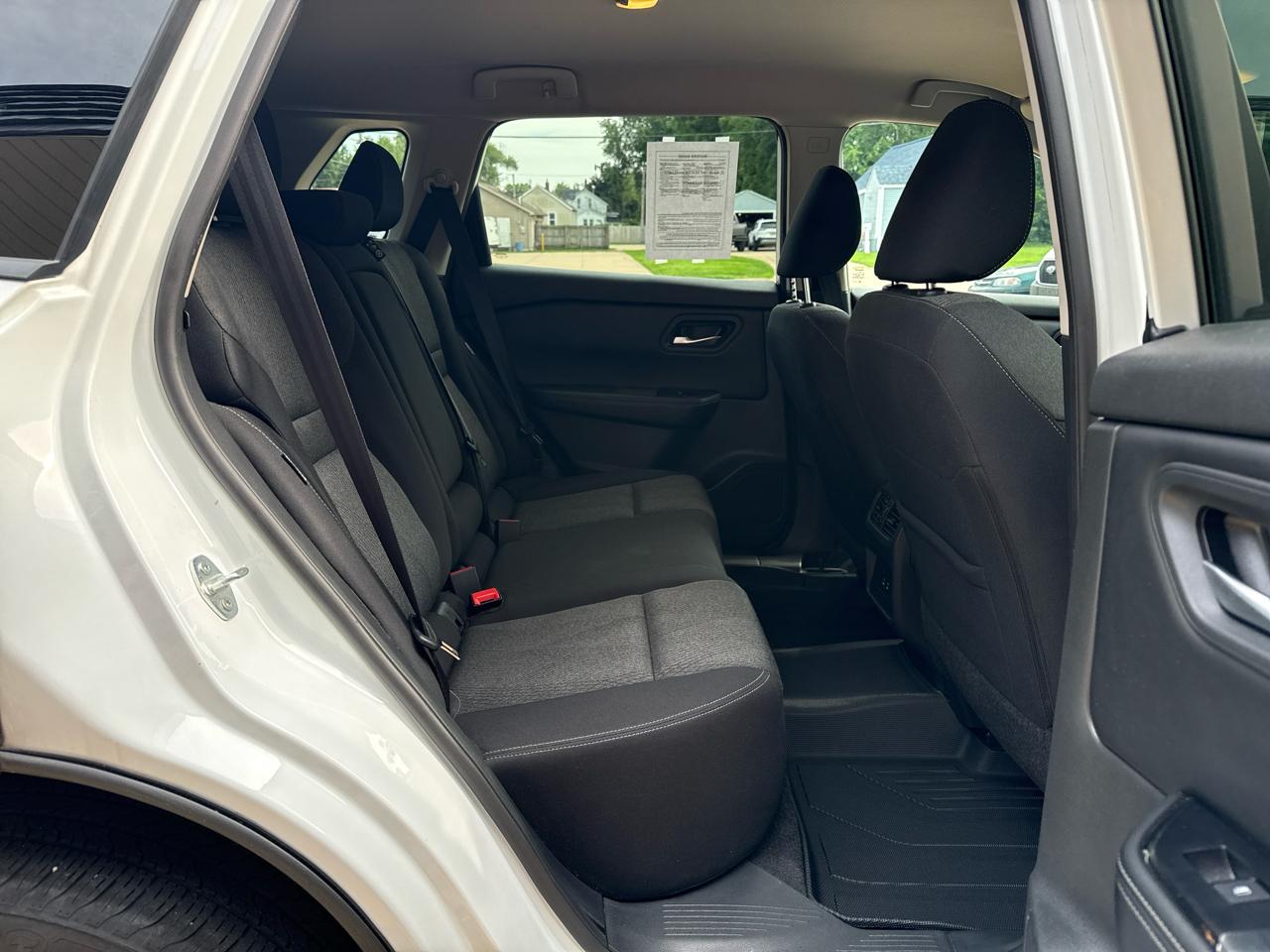 Nissan Rogue SV AWD 2025