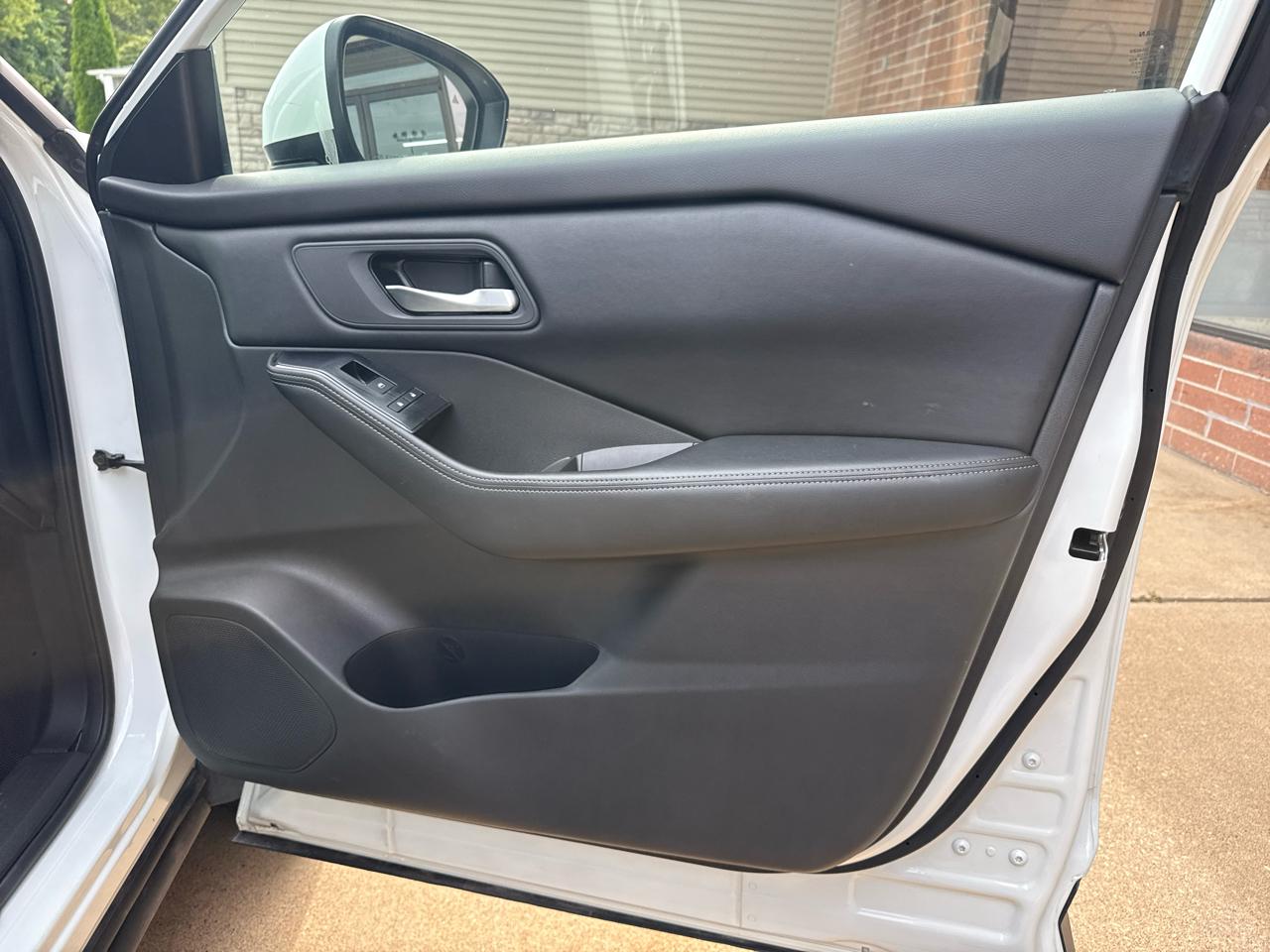 Nissan Rogue SV AWD 2025