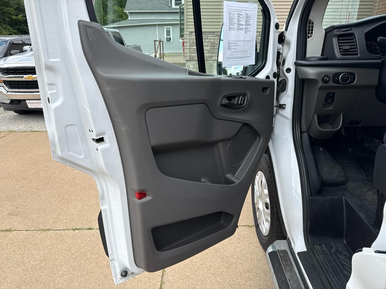 Ford Transit 250 Van 2025