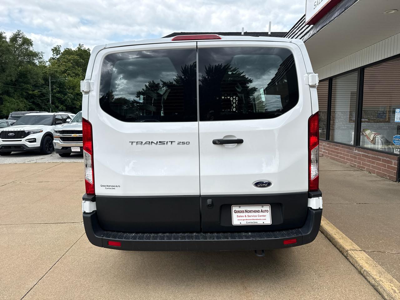 Ford Transit 250 Van 2025
