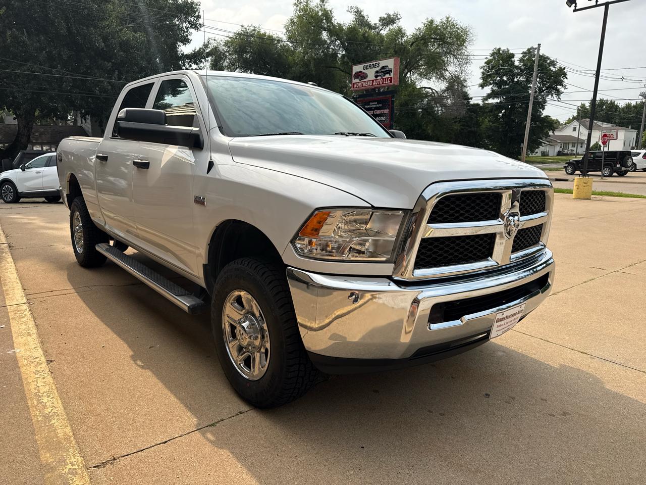 RAM 2500 Tradesman Crew Cab SWB 4WD 2017
