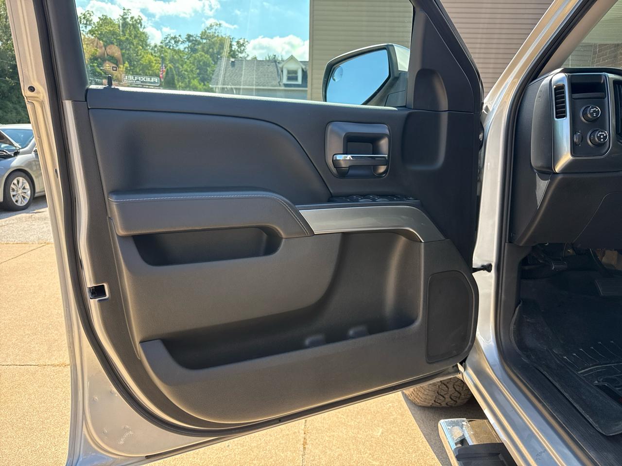 Chevrolet Silverado 1500 LT Crew Cab 4WD 2017